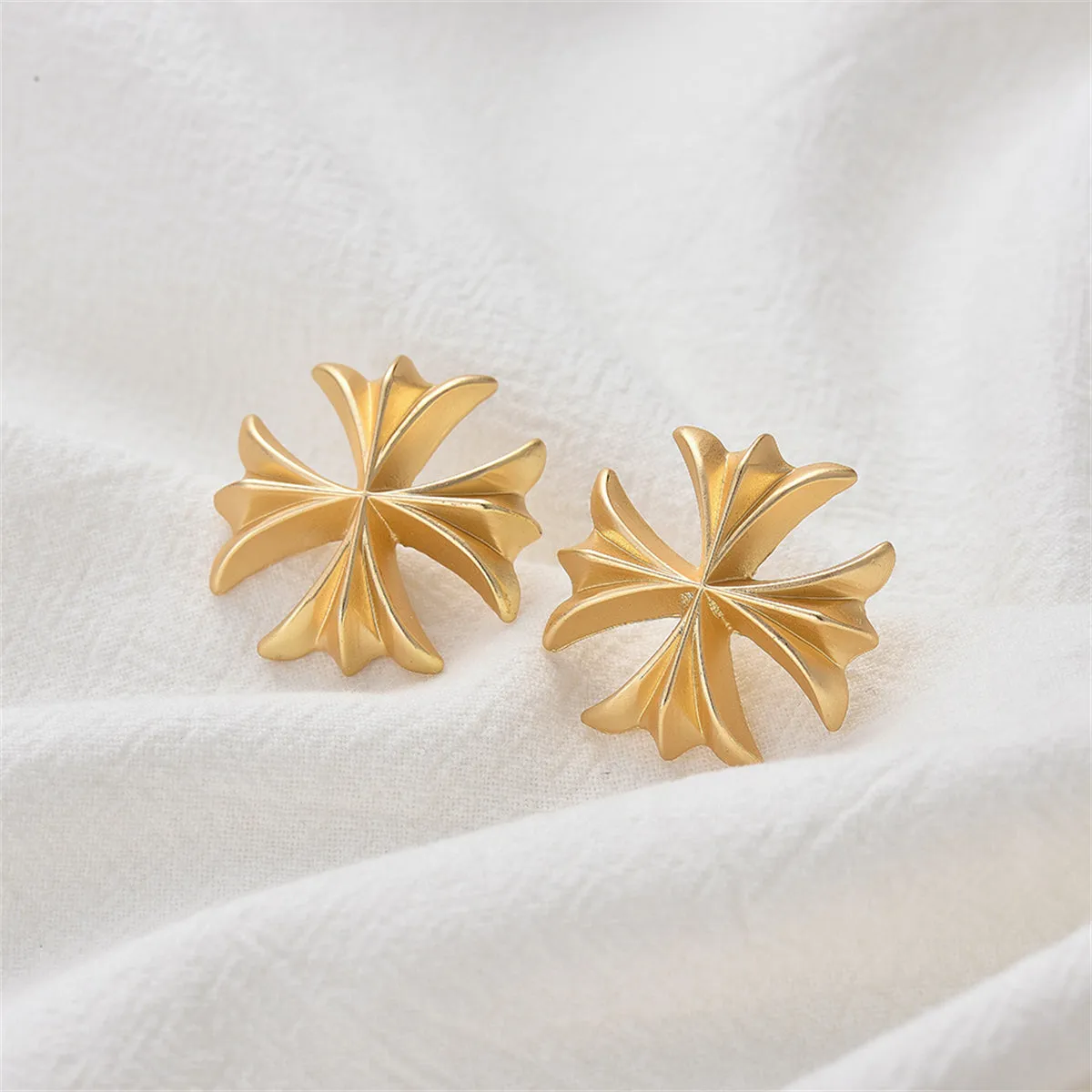 18K Gold-Plated Clover Stud Earrings