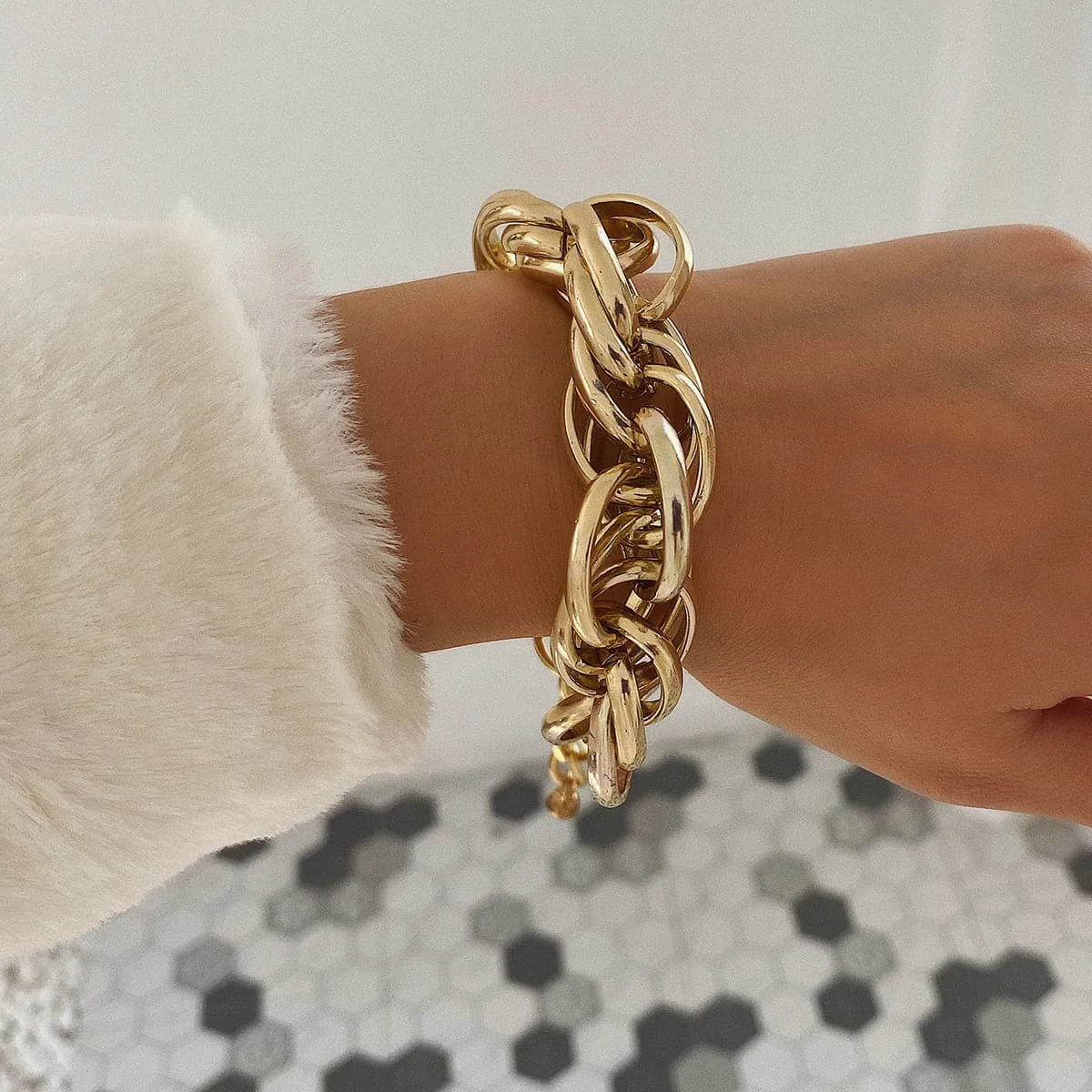 18K Gold-Plated Crossing Bracelet