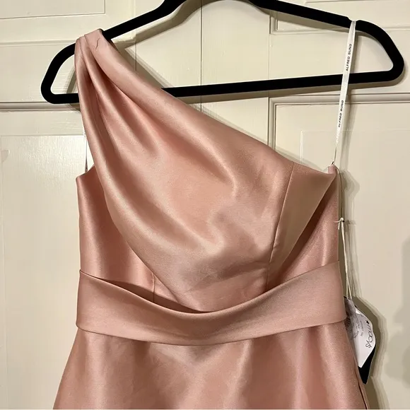 Alfred Sung Draped One-Shoulder Satin Maxi Dress Pockets Toasted Sugar 4‎ AS IS