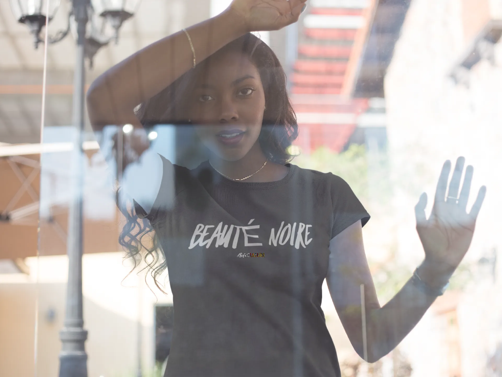 BEAUTE NOIRE Unisex T-Shirt