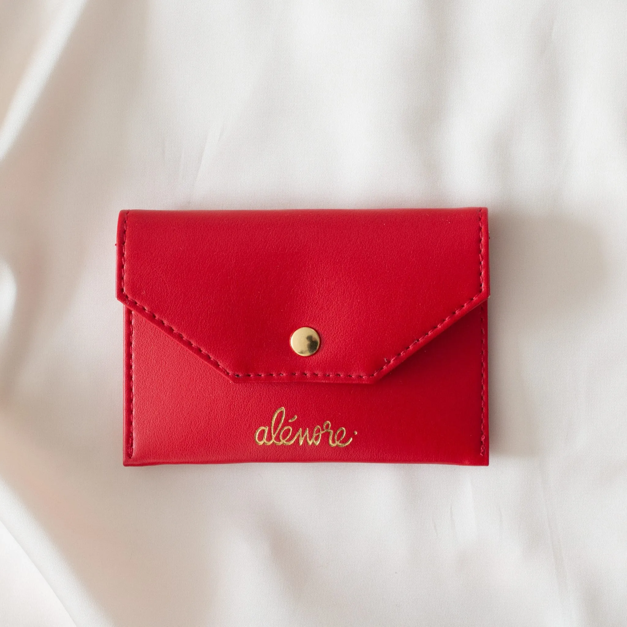 Bouton Golden Vegan Apple Leather Card Holder | Red