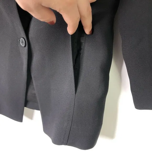 Club Monaco Classic Structured Blazer One Button Lined Career Black Size 00