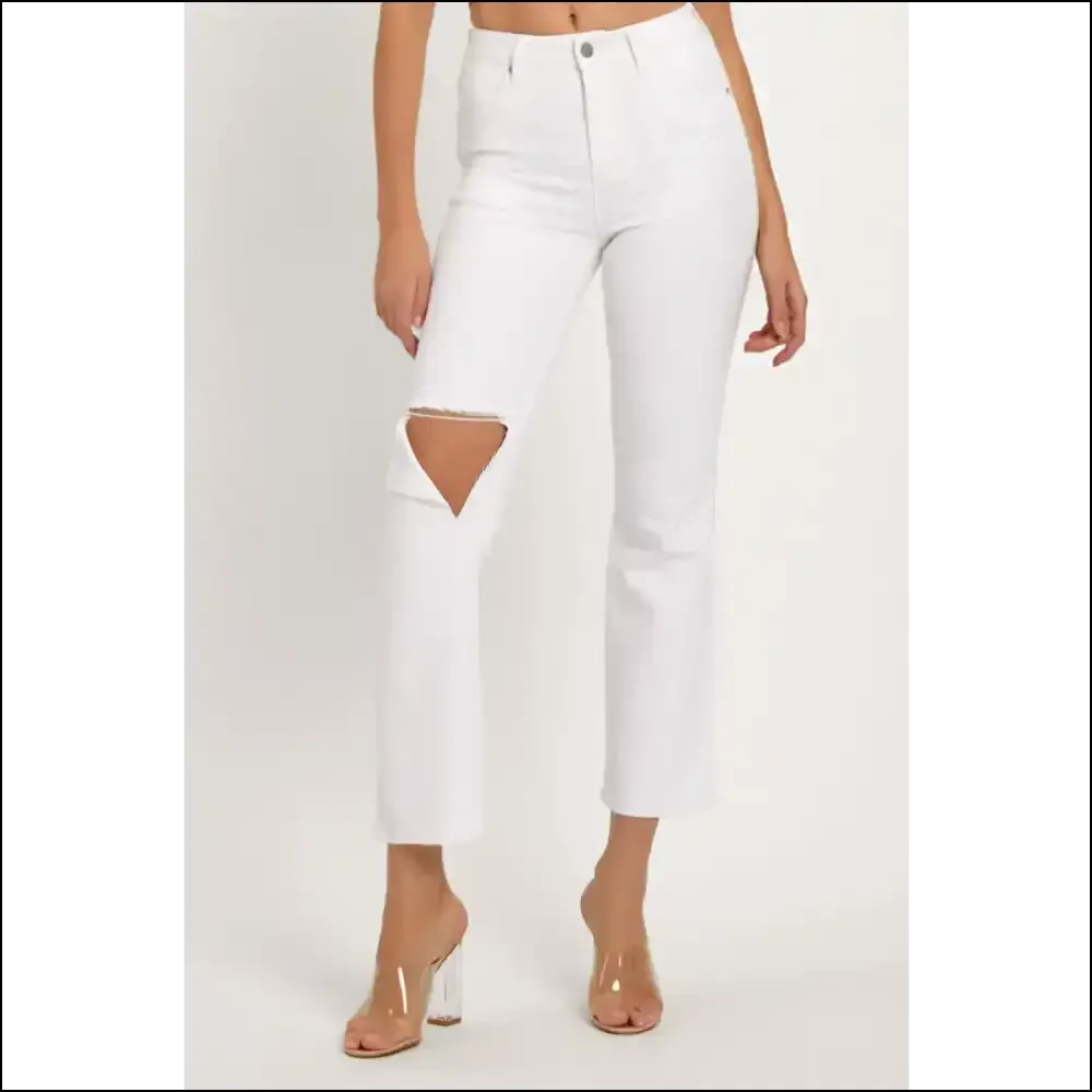 Distressed Cropped Straight Jeans: Because who Needs Perfect? 😈✨