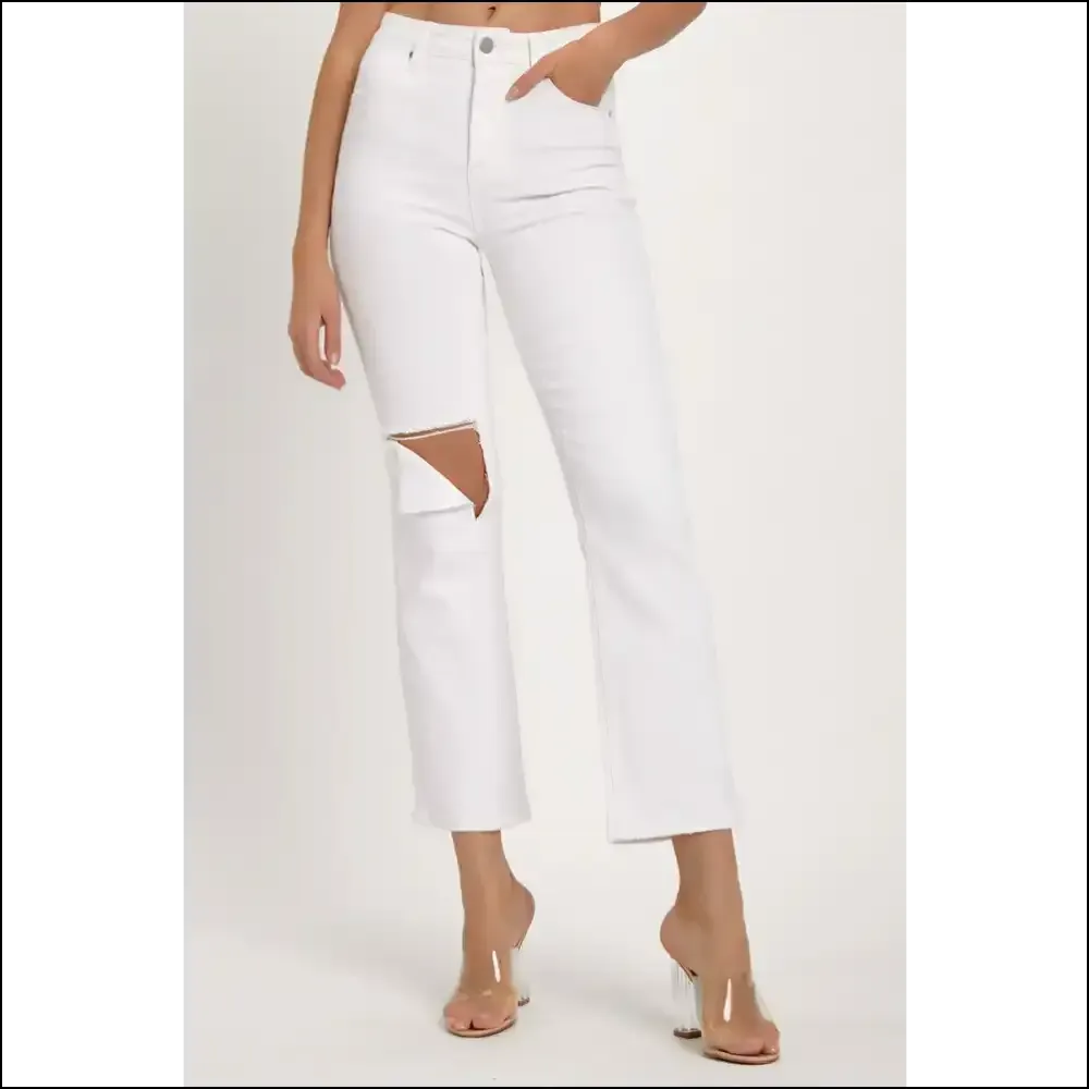 Distressed Cropped Straight Jeans: Because who Needs Perfect? 😈✨