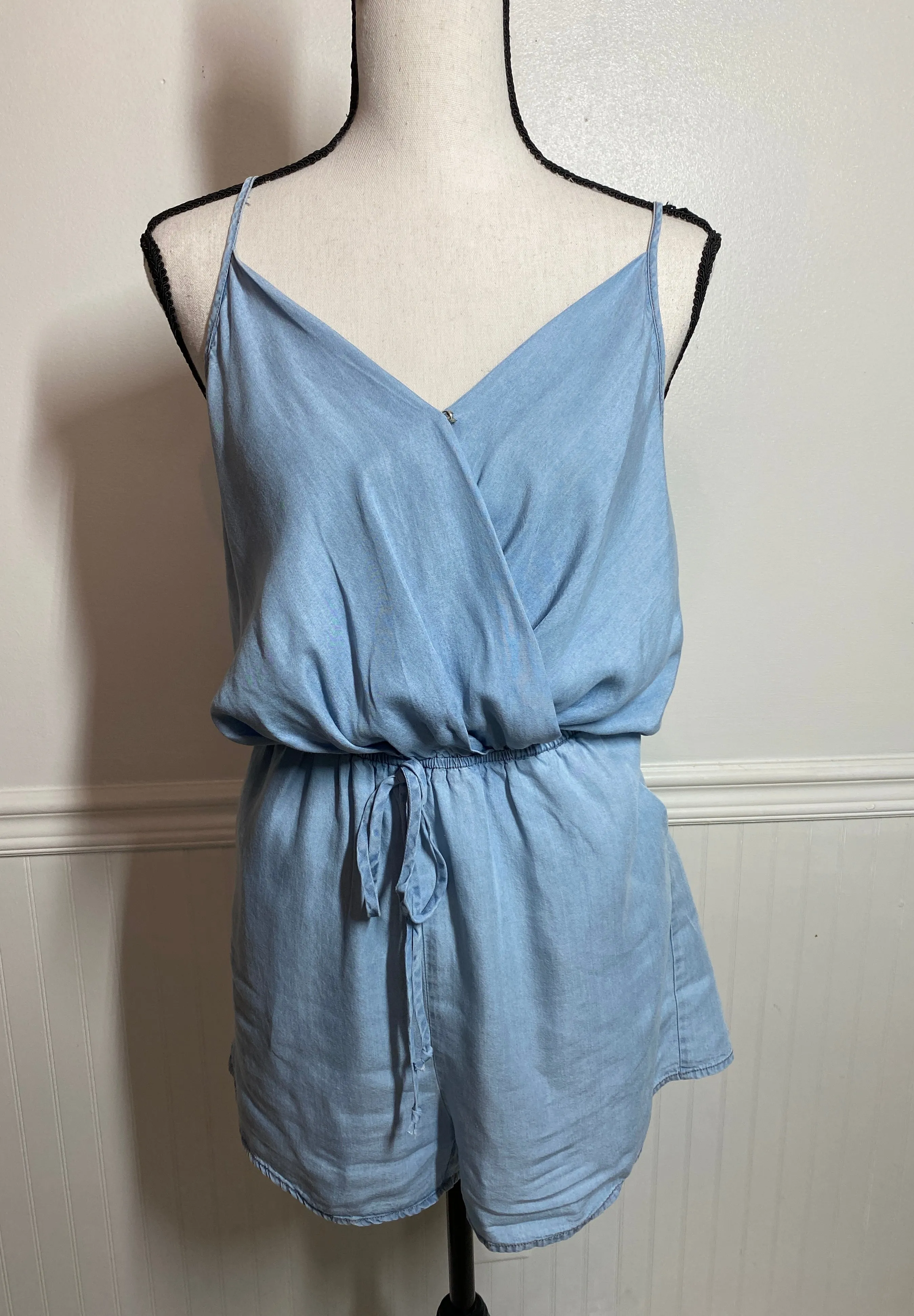 Dolly Chambray Twist Back Romper