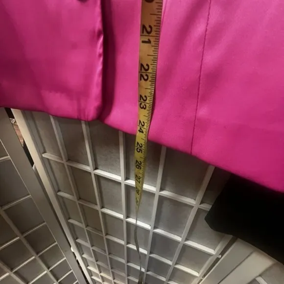 Dressbarn,Woman,Black skirt Long suit,Pink Jacket,Sz L,Buttons,Kerchief Floral.!