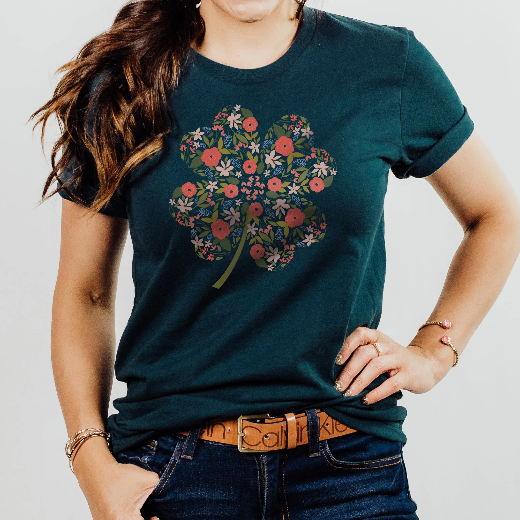 FLORAL CLOVER TEE