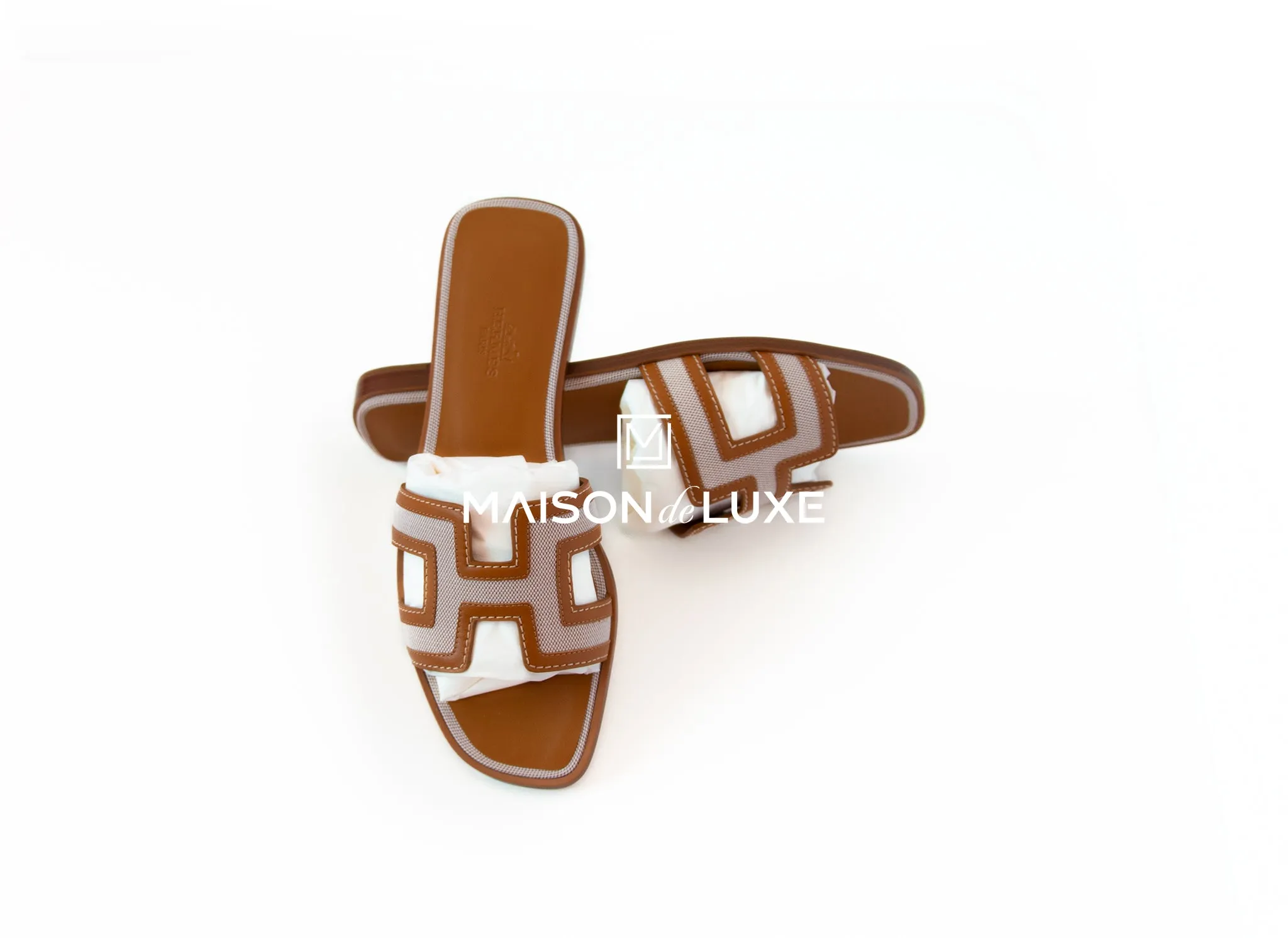 Hermes Women's Canvas Noisette / Beige Dore Oran Sandal 37.5