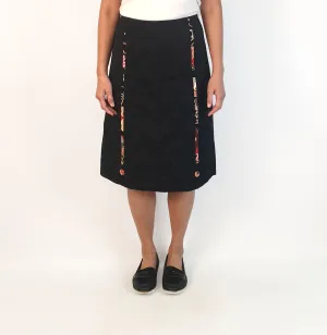 Maiocchi black pencil skirt with oriental trim detail size 12, best fits 10-12