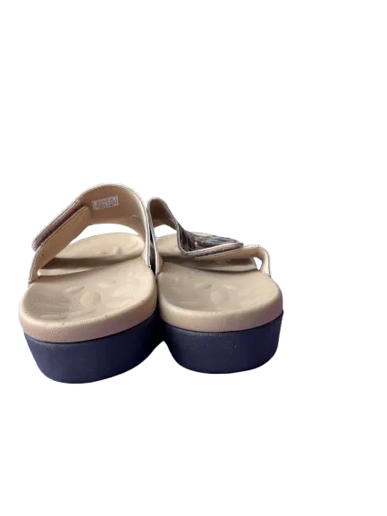 Megnya Leopard Print Velcro Sandals
