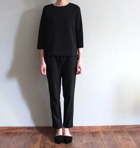 Minimalist top {Black}-sold out