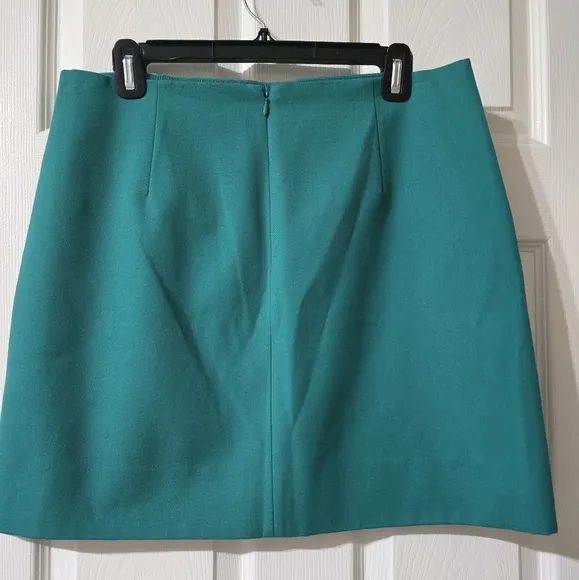 NWT J. Crew Wool &amp; Cotton Blend Faux Wrap Mini Skirt in Green, Scalloped Detail.