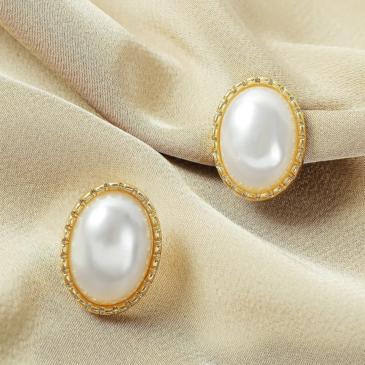 Pearl & 18K Gold-Plated Oval Huggie Earrings