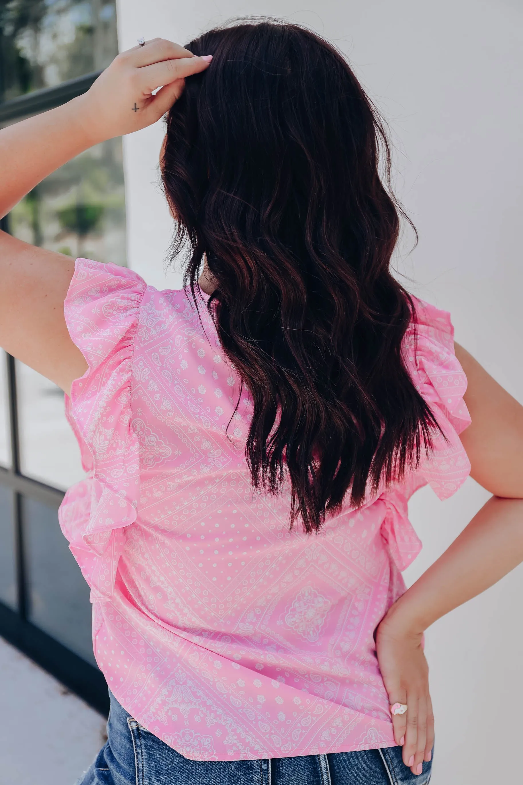 Pretty Paisley Sleeveless Blouse - Pink