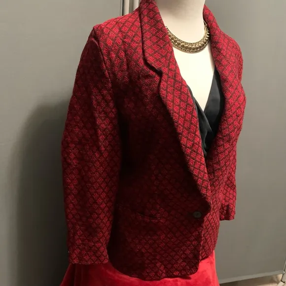 RK-Vintage Women's Calvin Klein Studio Blazer, Size 4, Red