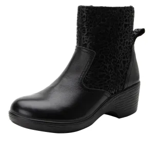Scarlett - Black (Sample Sale)
