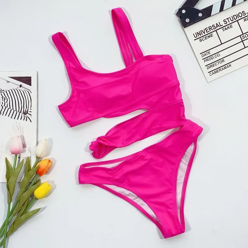 Sexy Cut Out Side One Piece Women Swimsuit