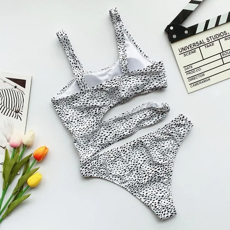 Sexy Cut Out Side One Piece Women Swimsuit