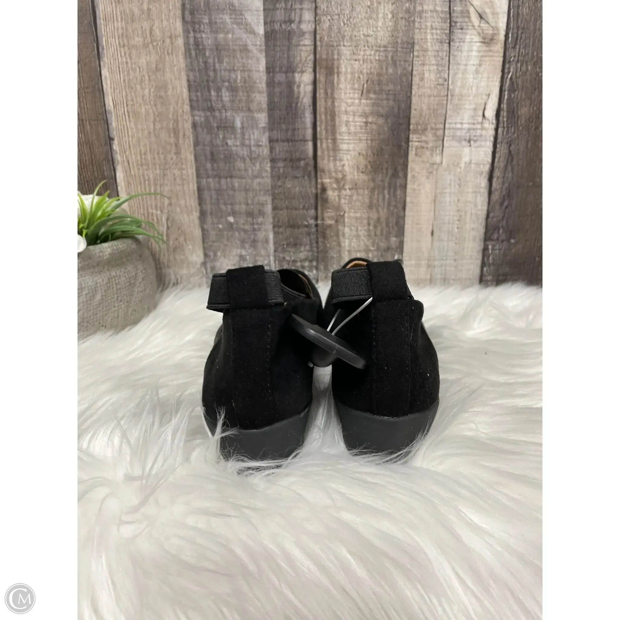 Shoes Flats By Cmf In Black, Size: 8.5