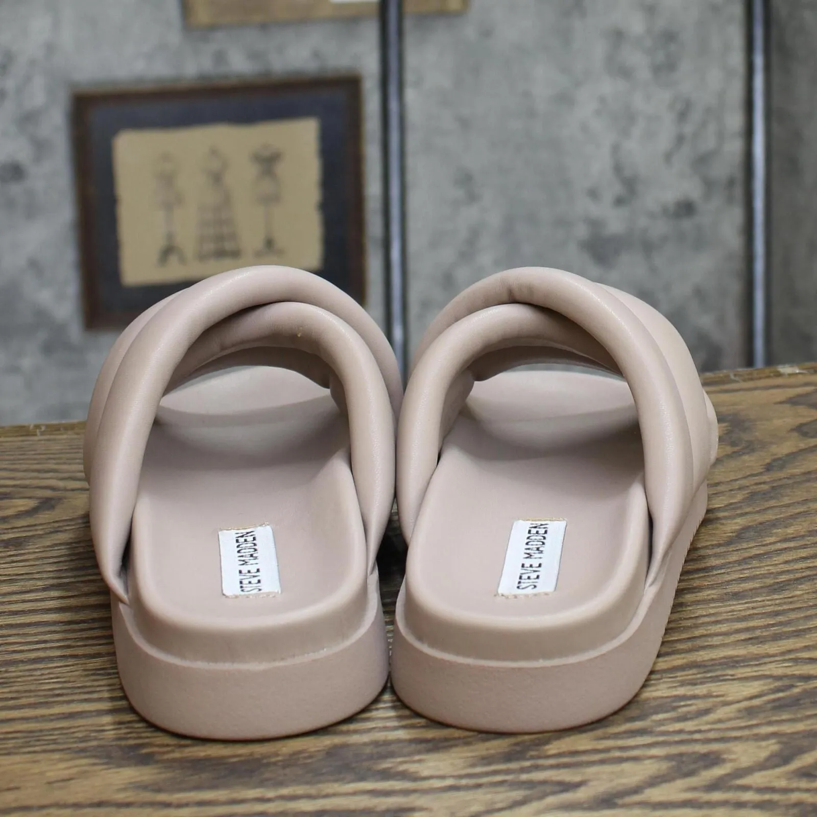 Steve Madden Womens Motte Faux Leather Slide Sandals MOTT03S1 Taupe Brown 6M