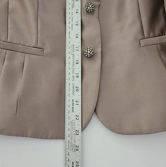 Tahari Luxe Blazer Size 10 Dressy Jacket Tan Rhinestone Buttons Fancy Formal