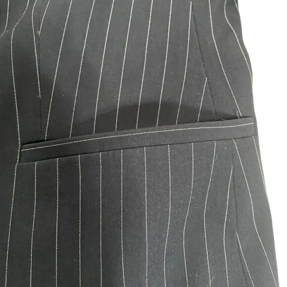 Tommy Hilfiger Women's Navy Pinstripe, Single Button, Peak Lapel Blazer, Size 6
