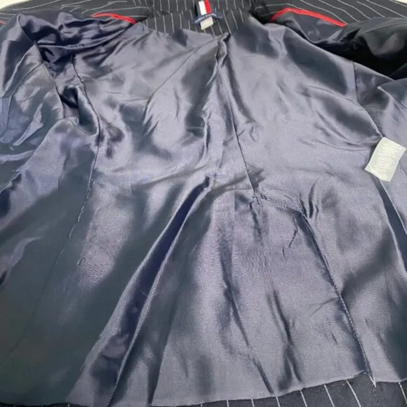 Tommy Hilfiger Women's Navy Pinstripe, Single Button, Peak Lapel Blazer, Size 6