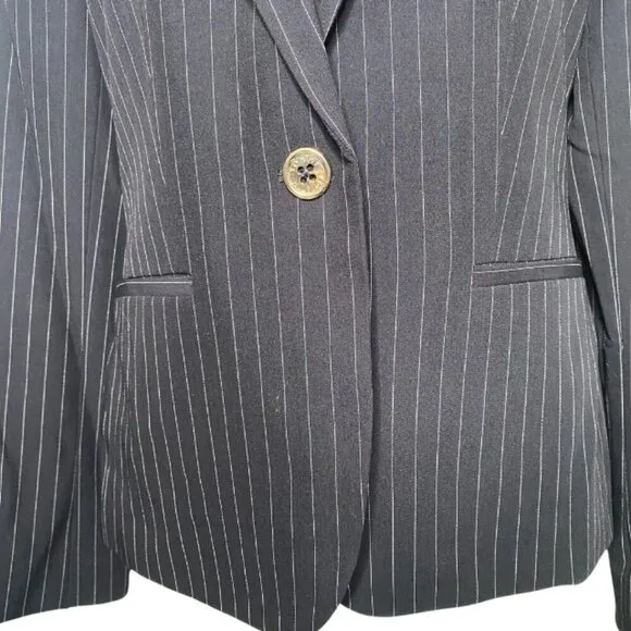 Tommy Hilfiger Women's Navy Pinstripe, Single Button, Peak Lapel Blazer, Size 6