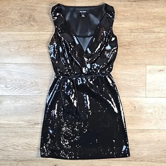 White House Black Market Black Sequined Sleeveless Belted Coctail Party …