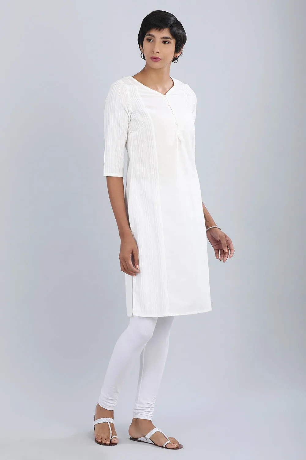 White Round Neck Solid kurta