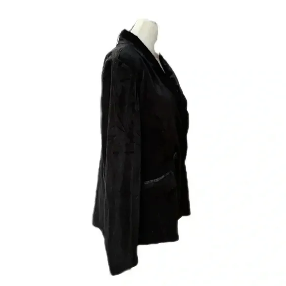 Women's Black Velvet Blazer Two Front Pockets Medium