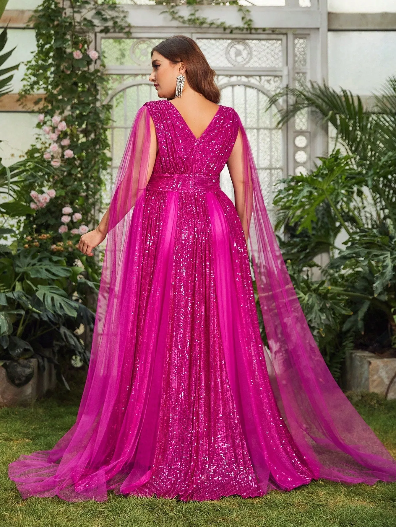 Women's Plus Size Plunging Neck Cloak Sleeve Sequin Formal Dress