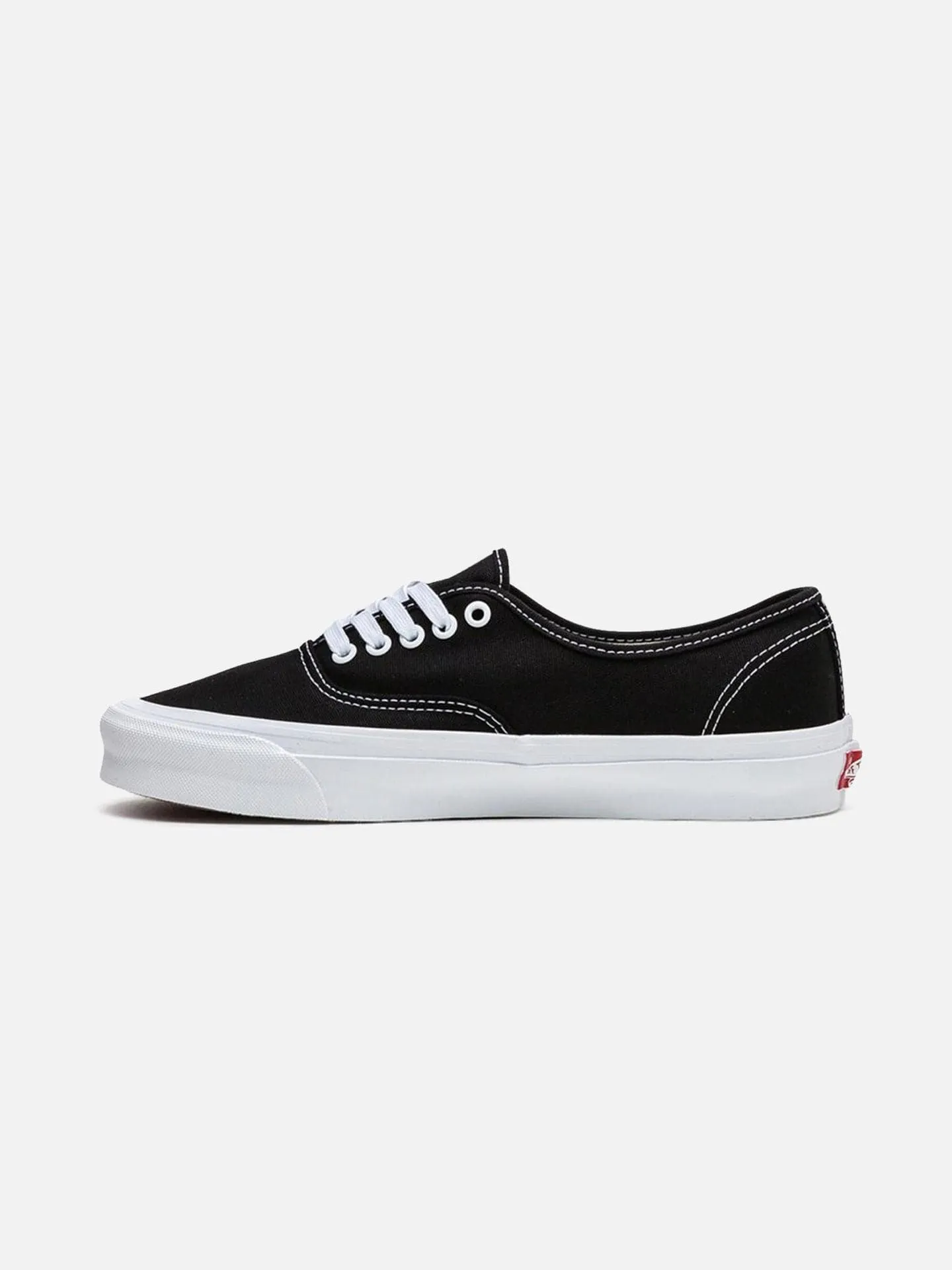 Women's UA OG Authentic LX (Canvas) Black/True white