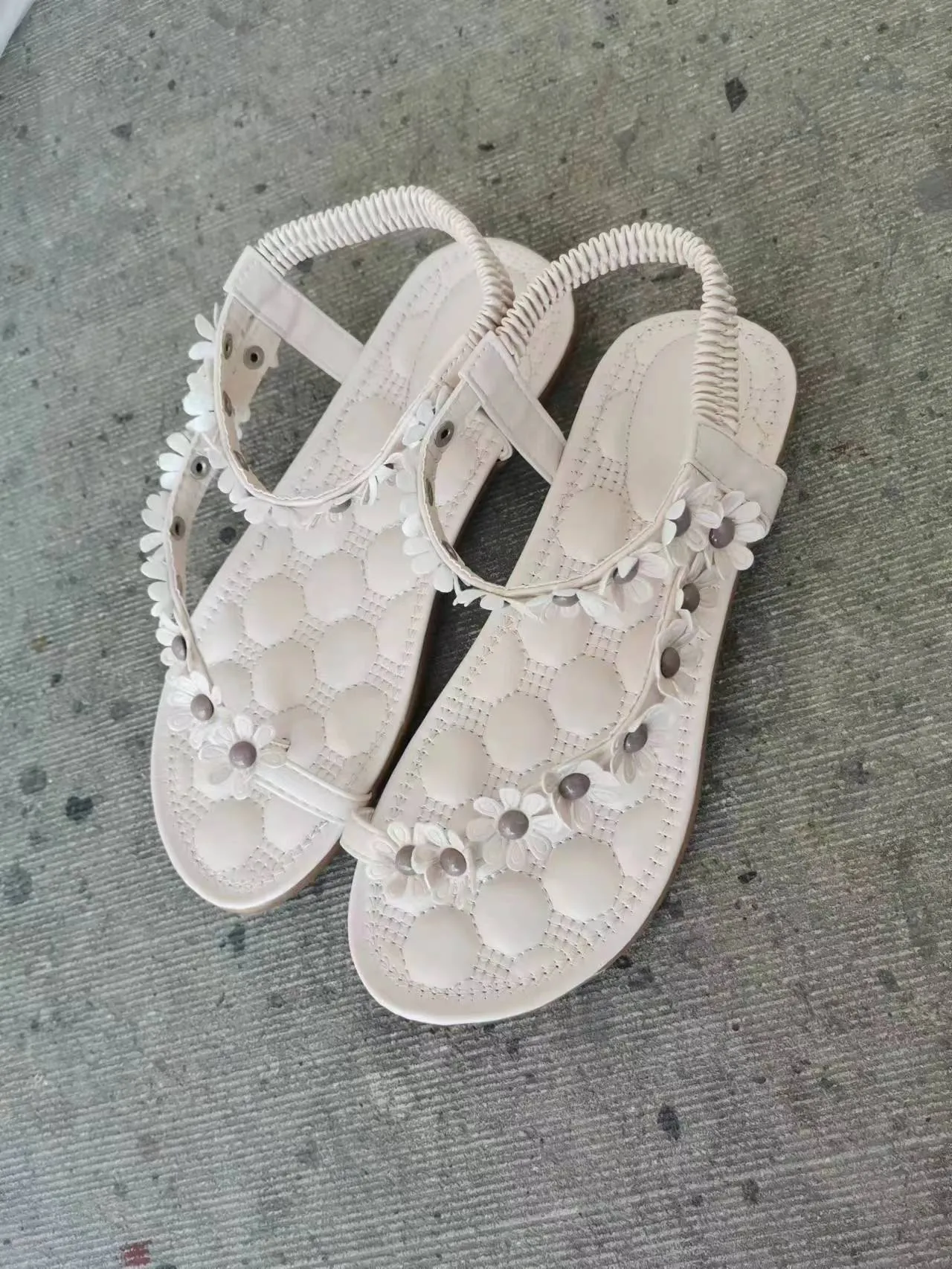 XIEYINSHE  Foreign Trade plus Size Women's Shoes  Summer New Flat Bohemian Rivet Women's Sandals Beach Shoes Wholesale
