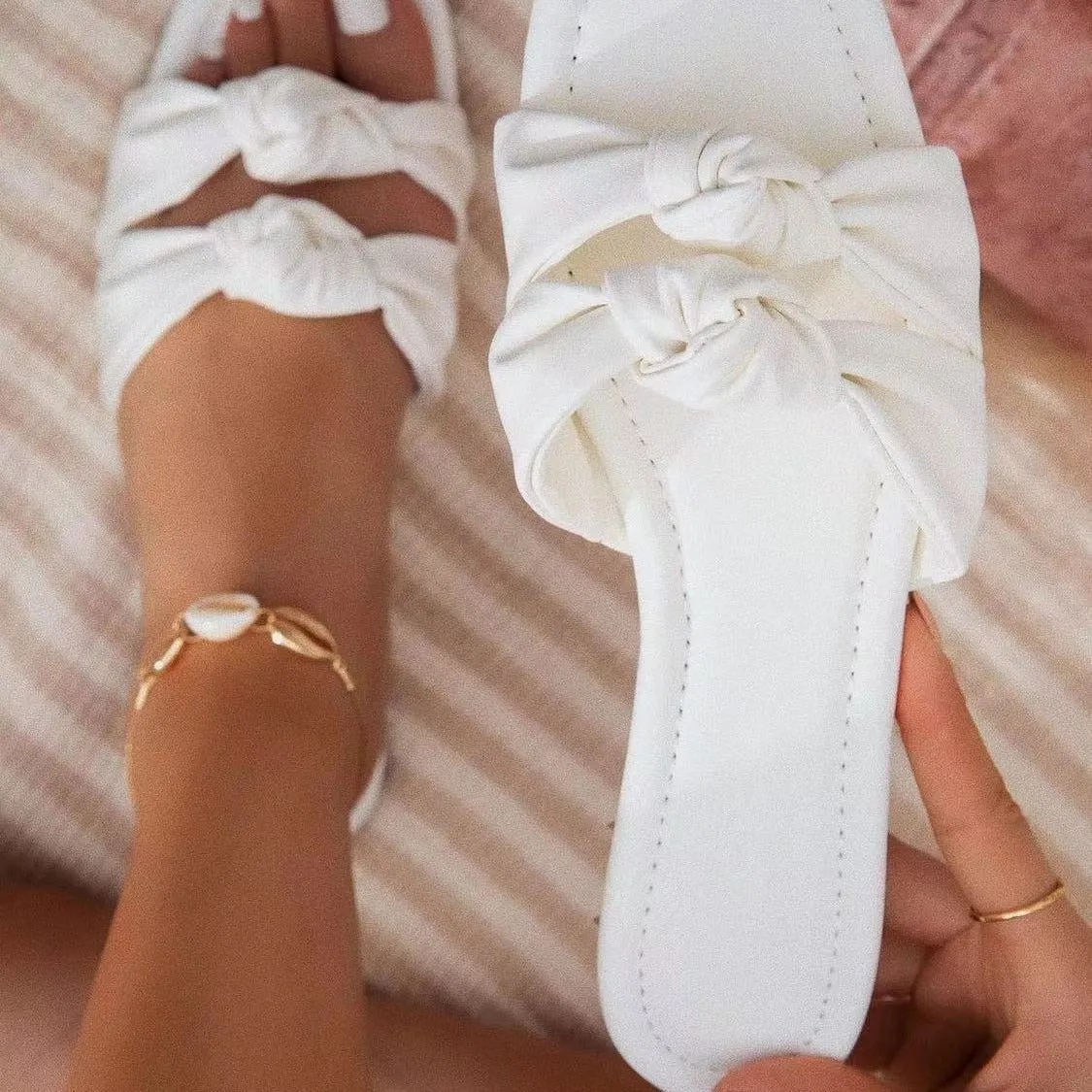 XIEYINSHE  Foreign Trade plus Size Women's Shoes  Summer New Women's Outer Hollow Sandals Women's European and American Women's Beach Shoes